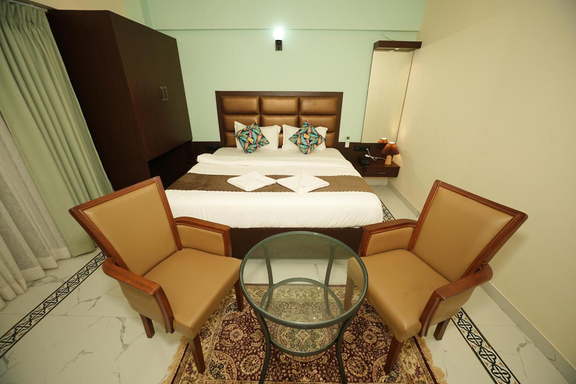 Saikiran Hotel Mapusa Exterior photo